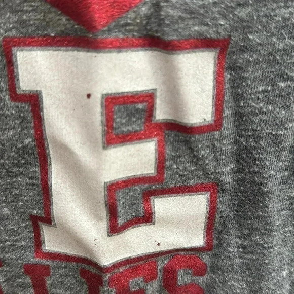 Phillies Size 10 Shirt - Picture 5 of 7